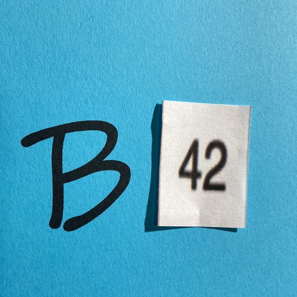 Hollister Hoodie. Navy Blue and Cream. Size Medium. - Picture 7 of 7